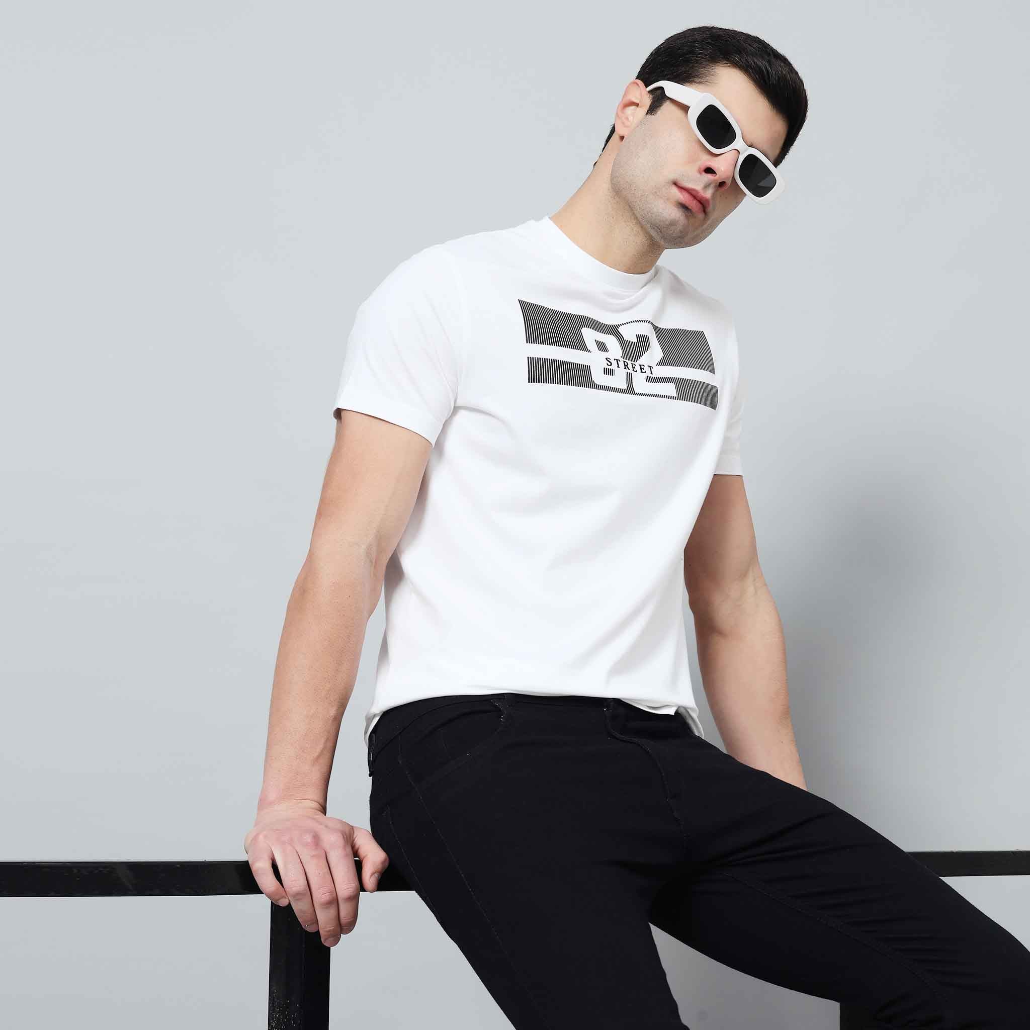 Regular Fit Crew Neck T-shirt - Silicon Logo Print
