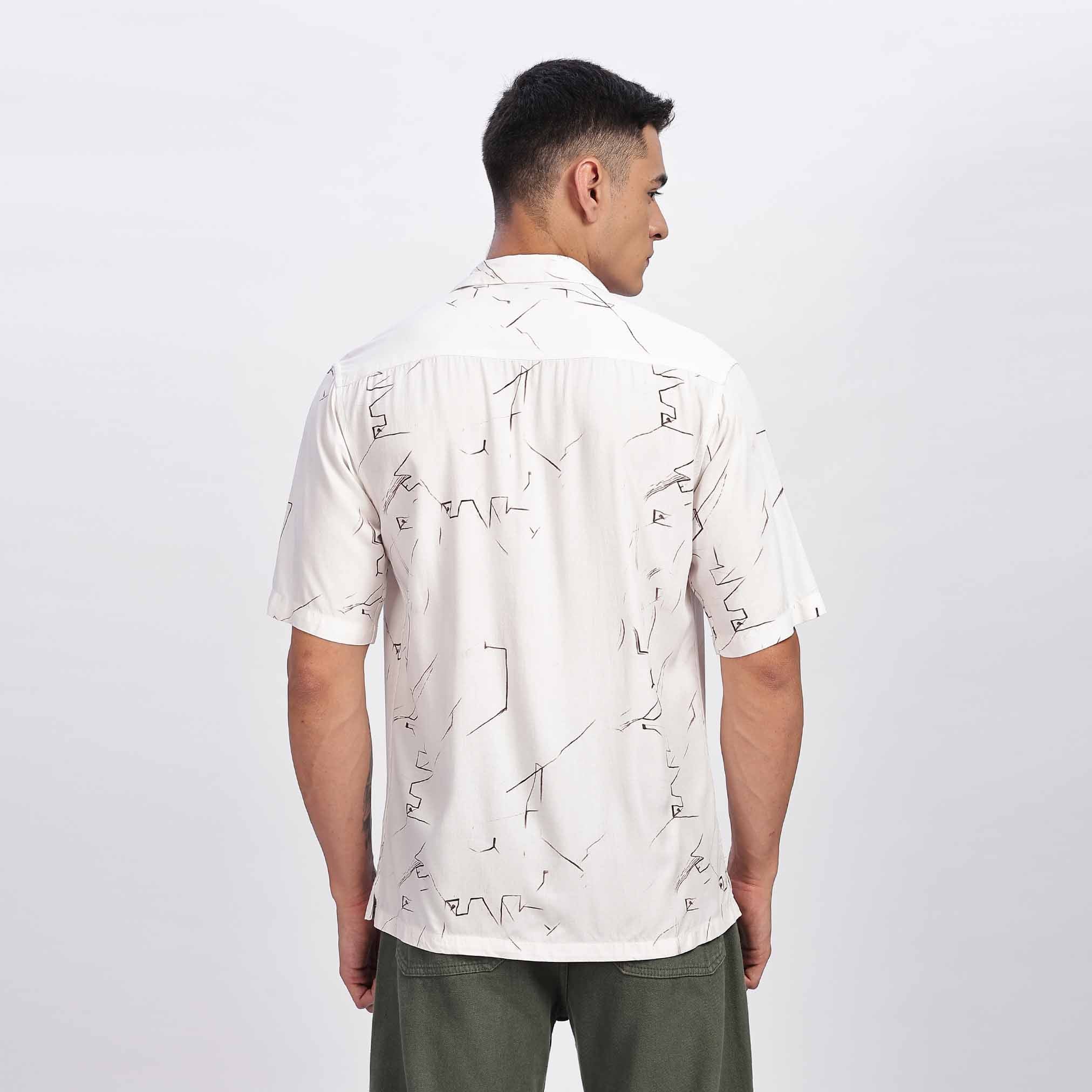 Men's casual sketch style pattern short sleeve shirt