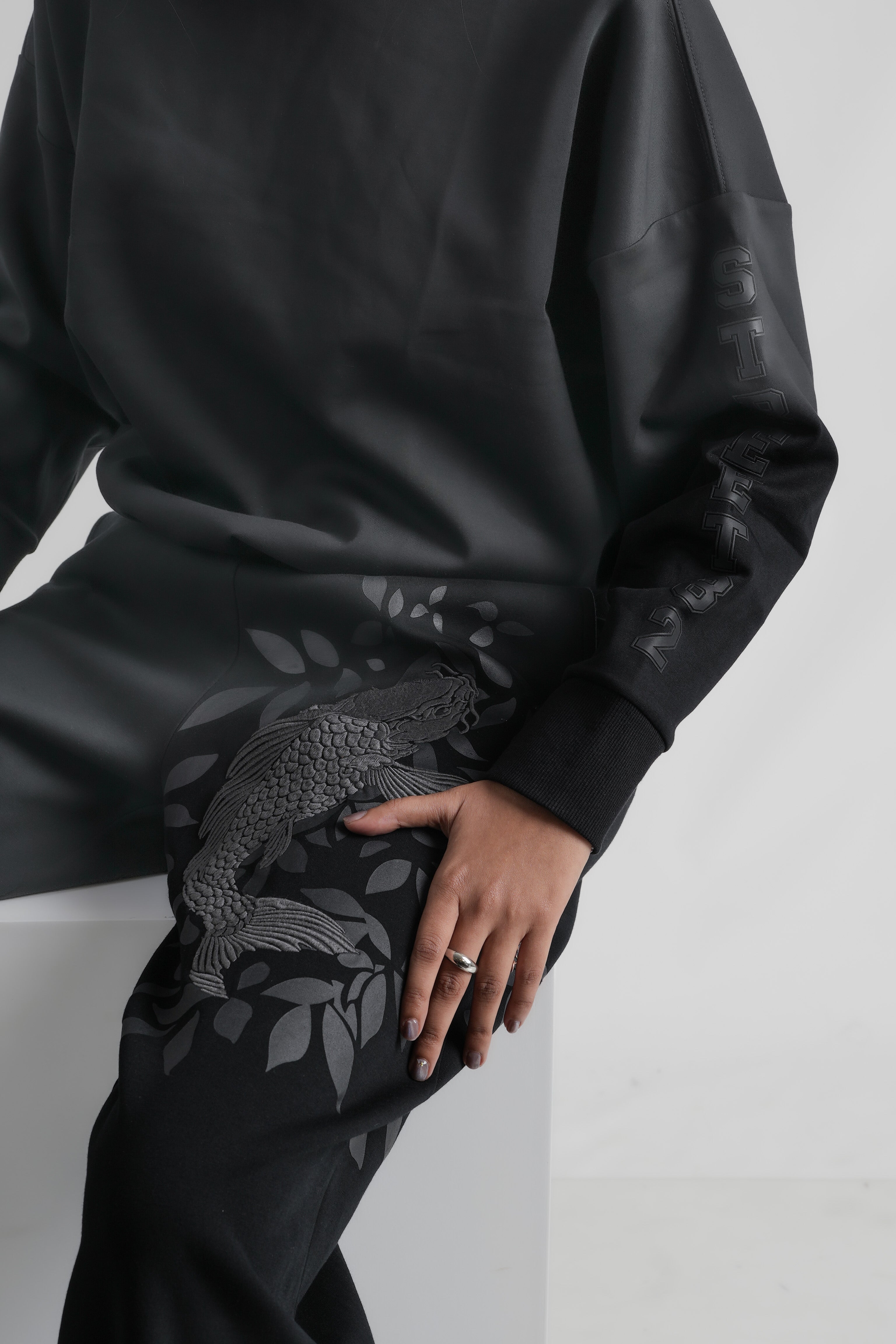 Hikari Crewneck - Women