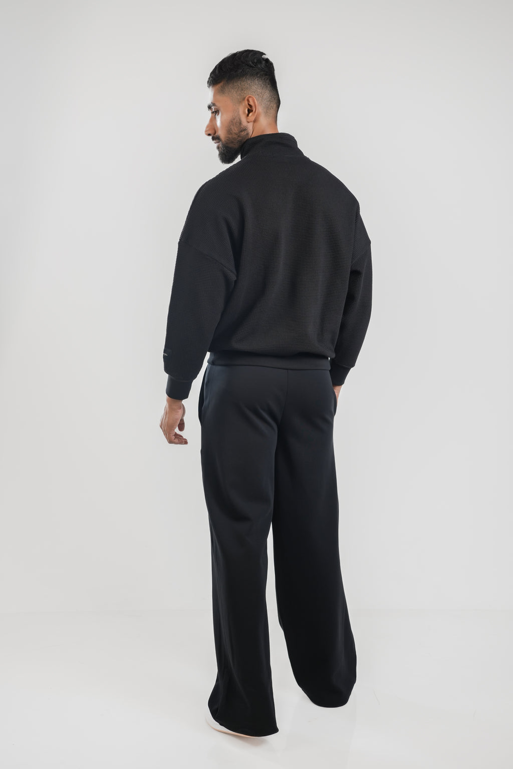 Halo Pullover