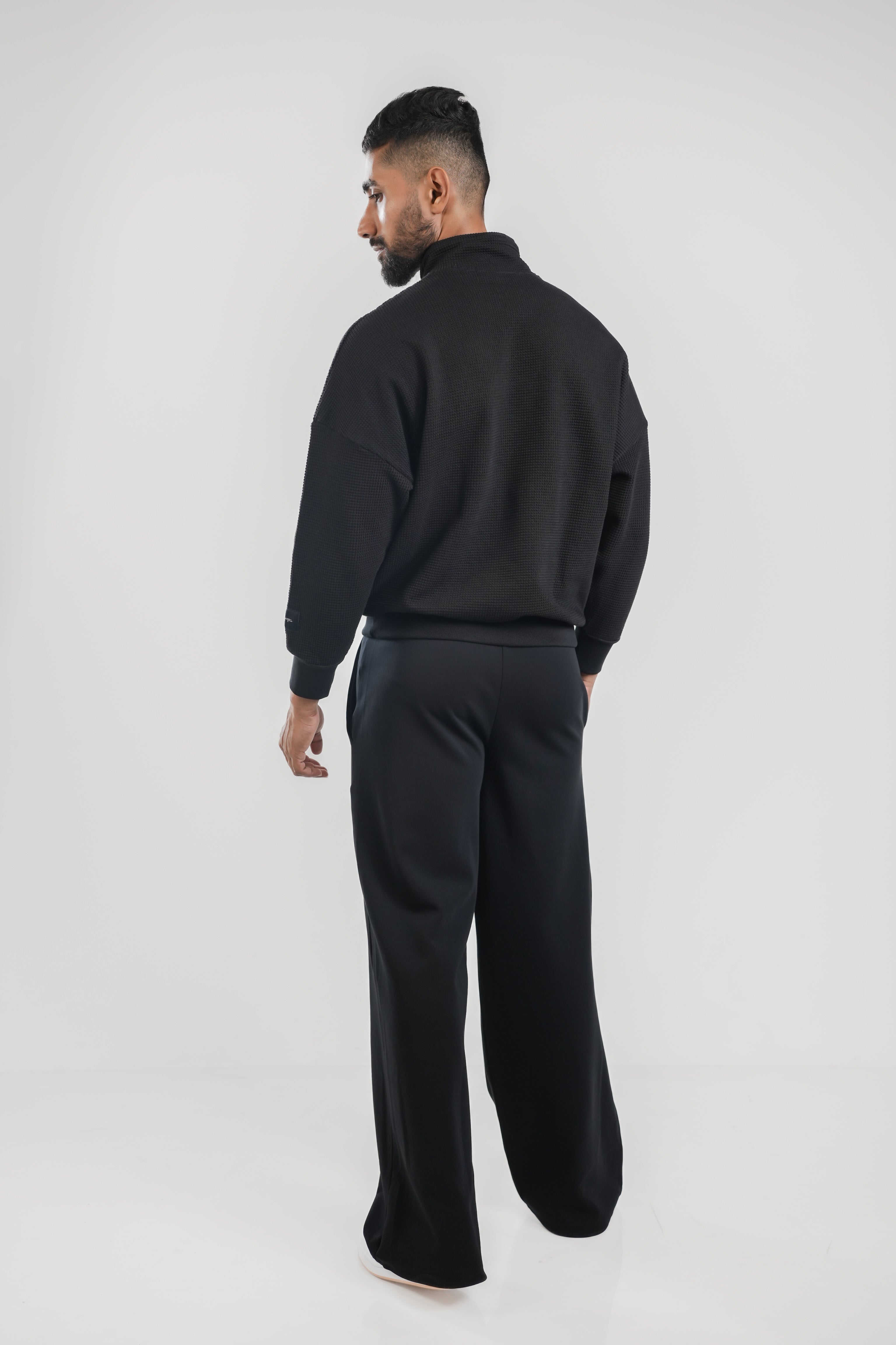 Halo Pullover