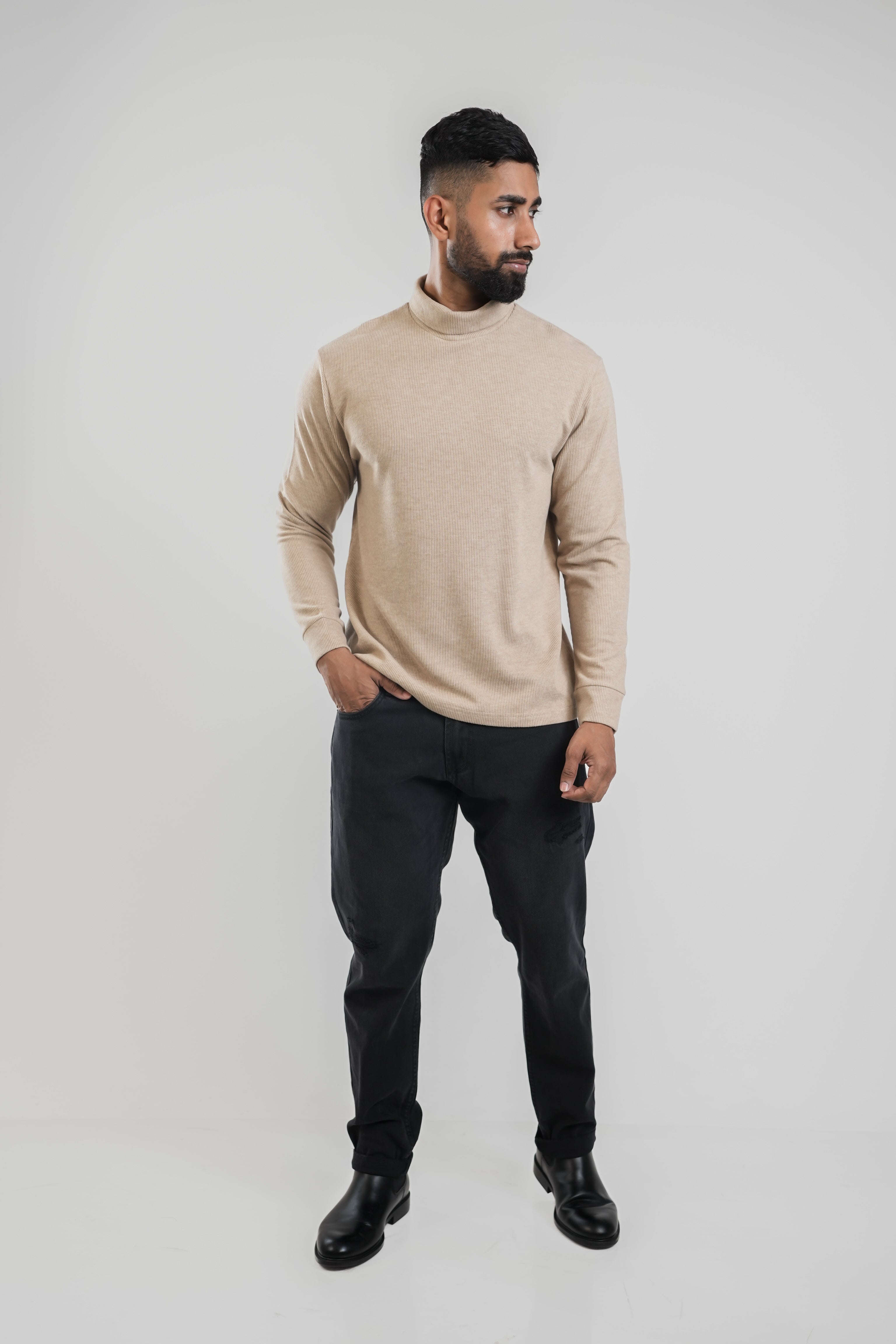 Sahara Turtle Neck