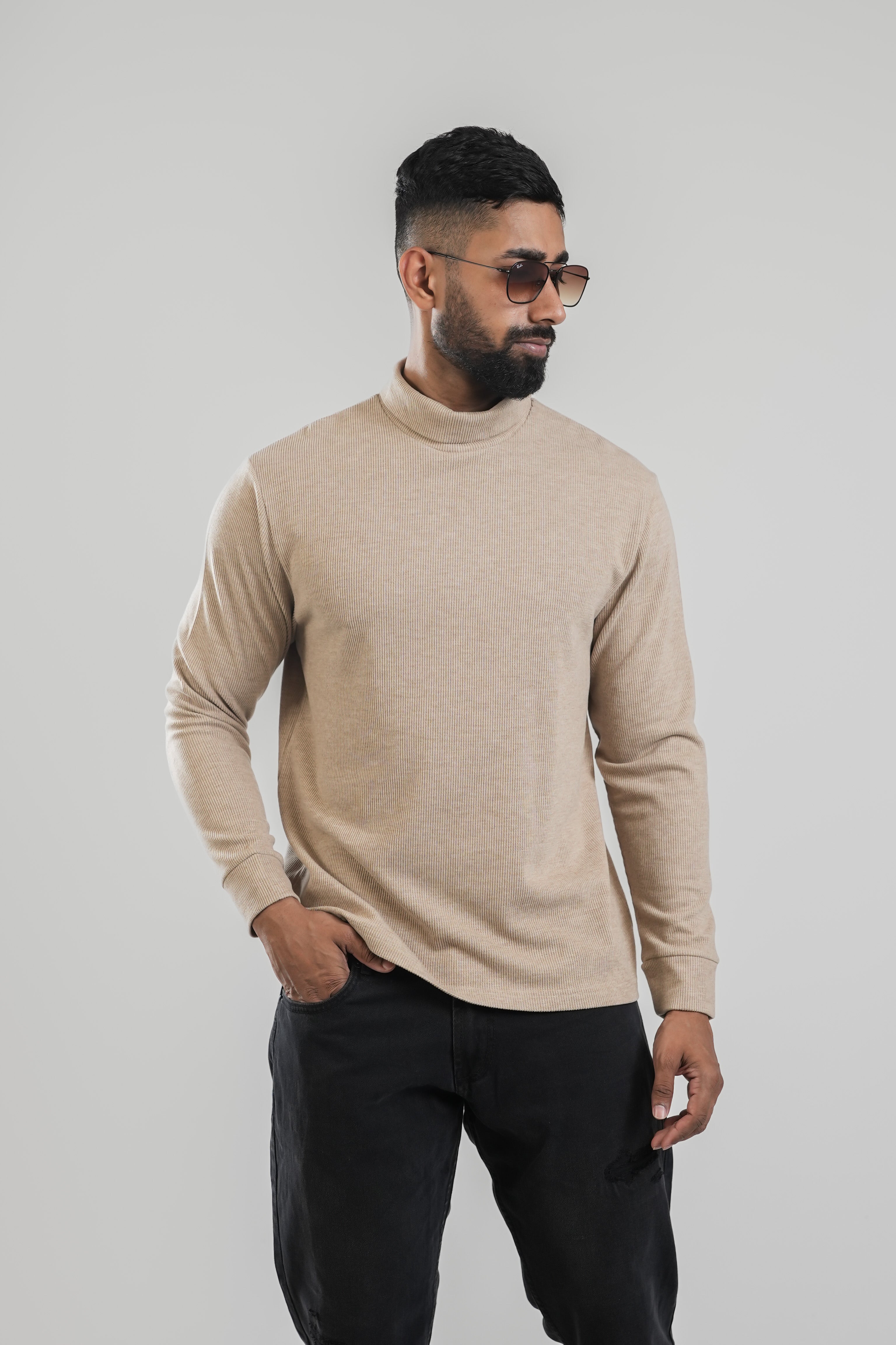 Sahara Turtle Neck