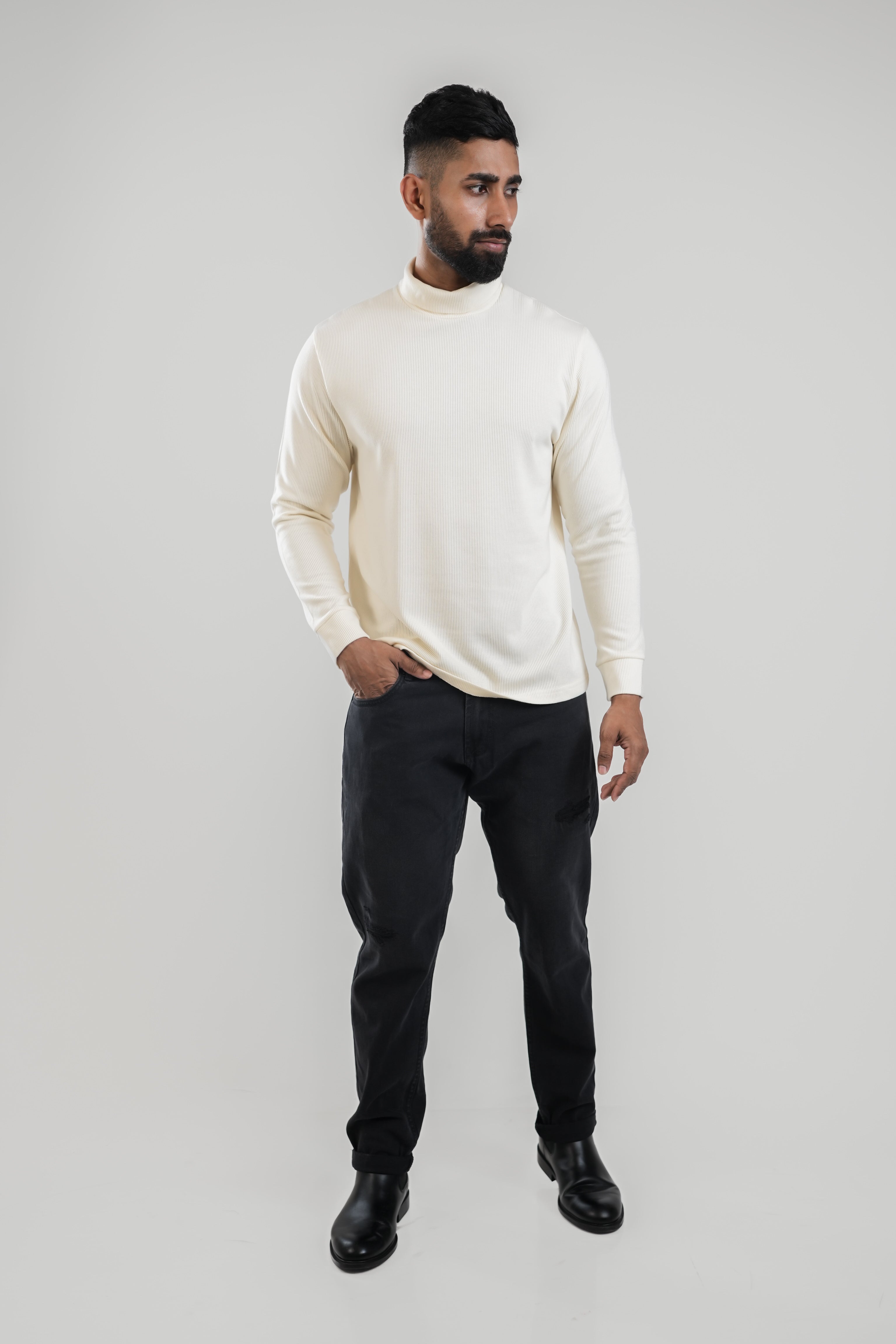 Sahara Turtle Neck