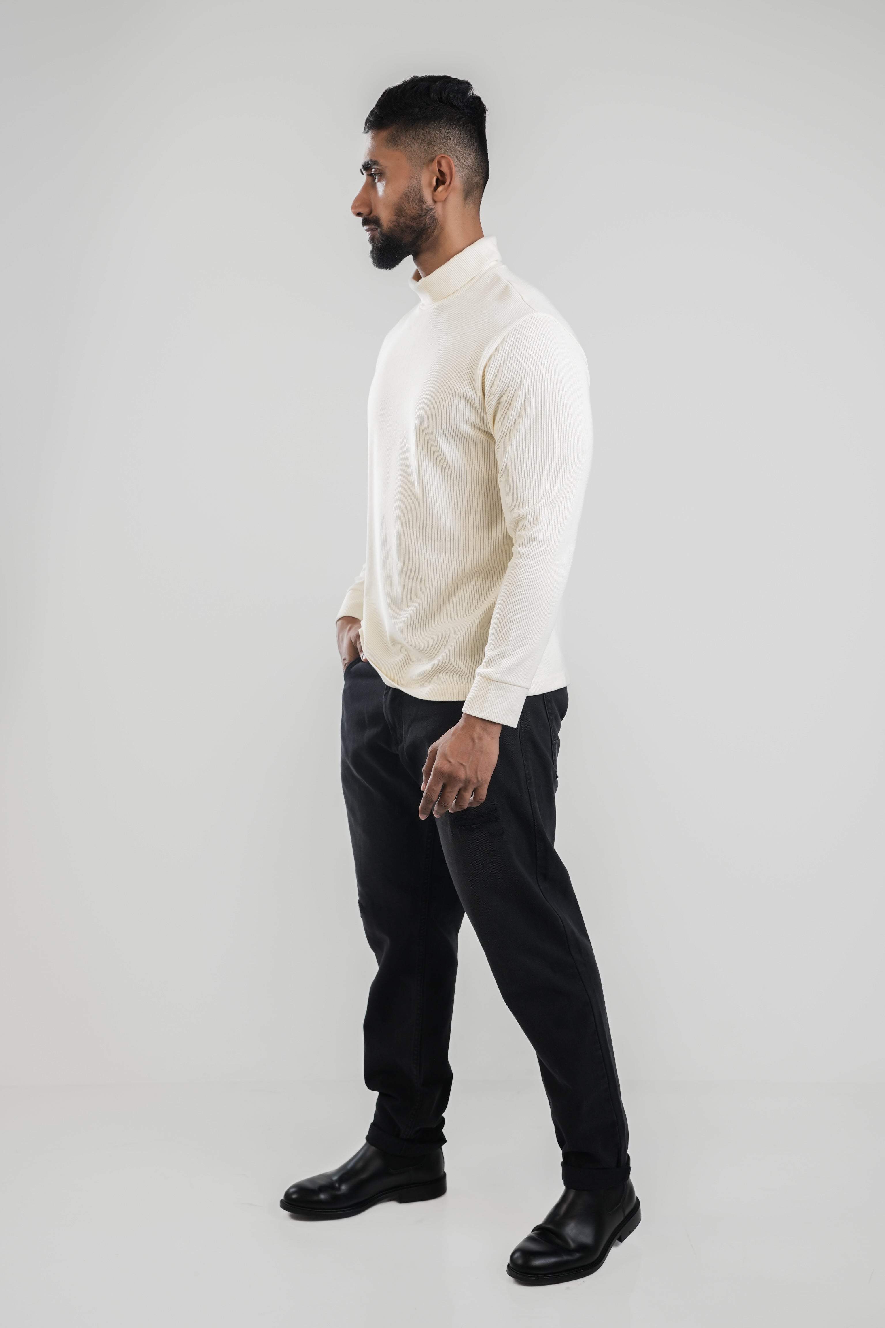 Sahara Turtle Neck