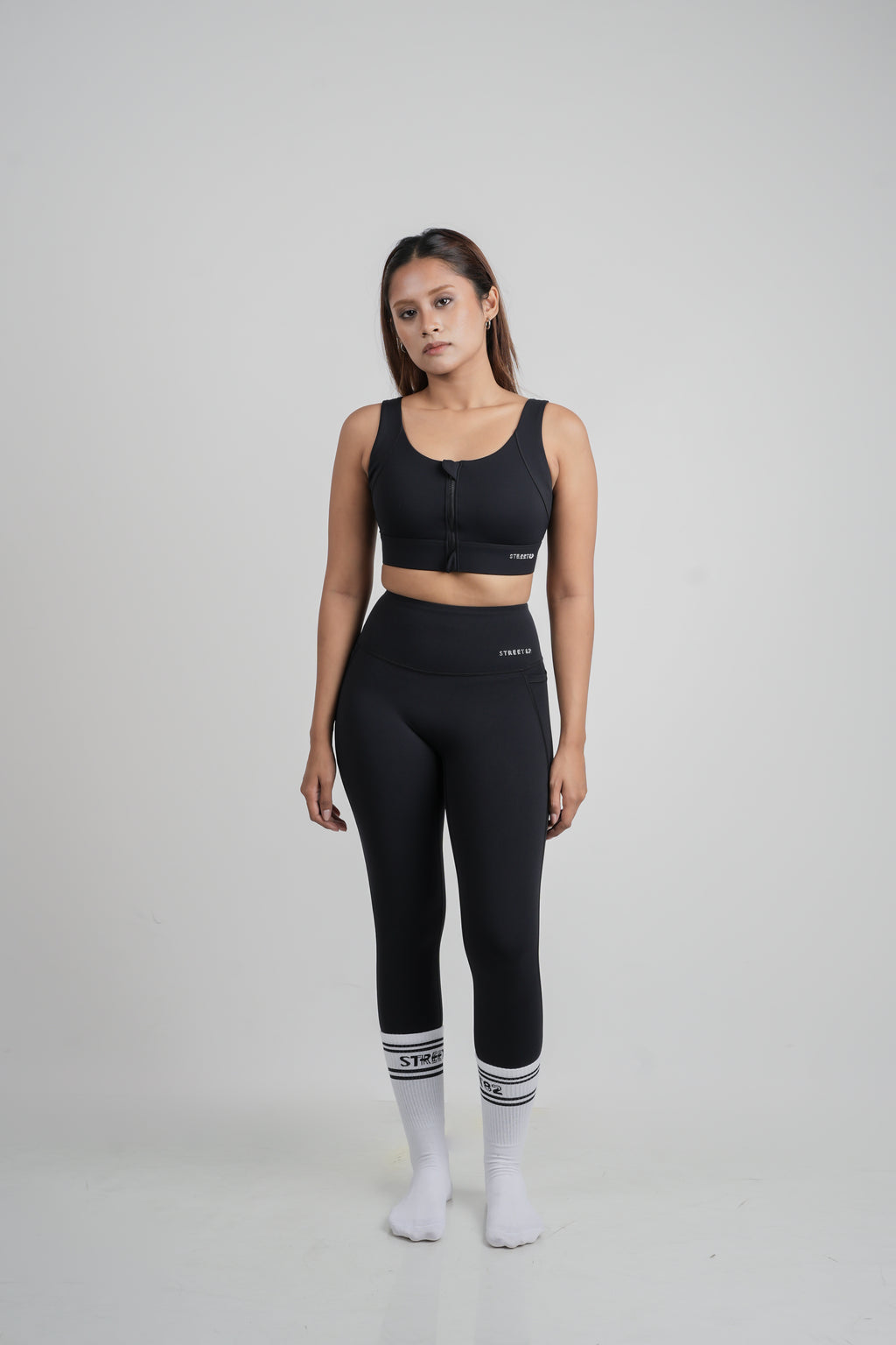 Sculpt Zip Bra