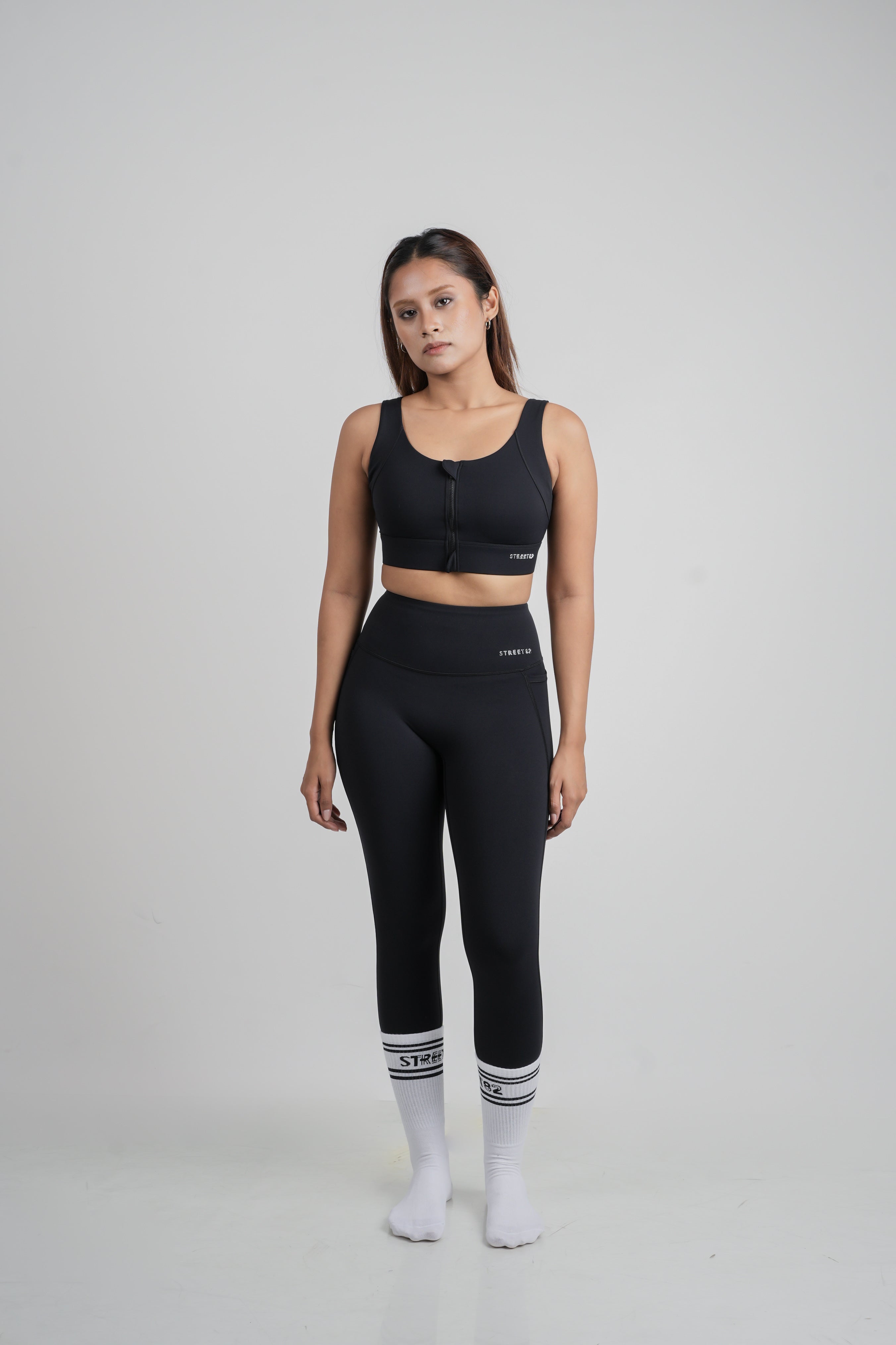 Sculpt Zip Bra