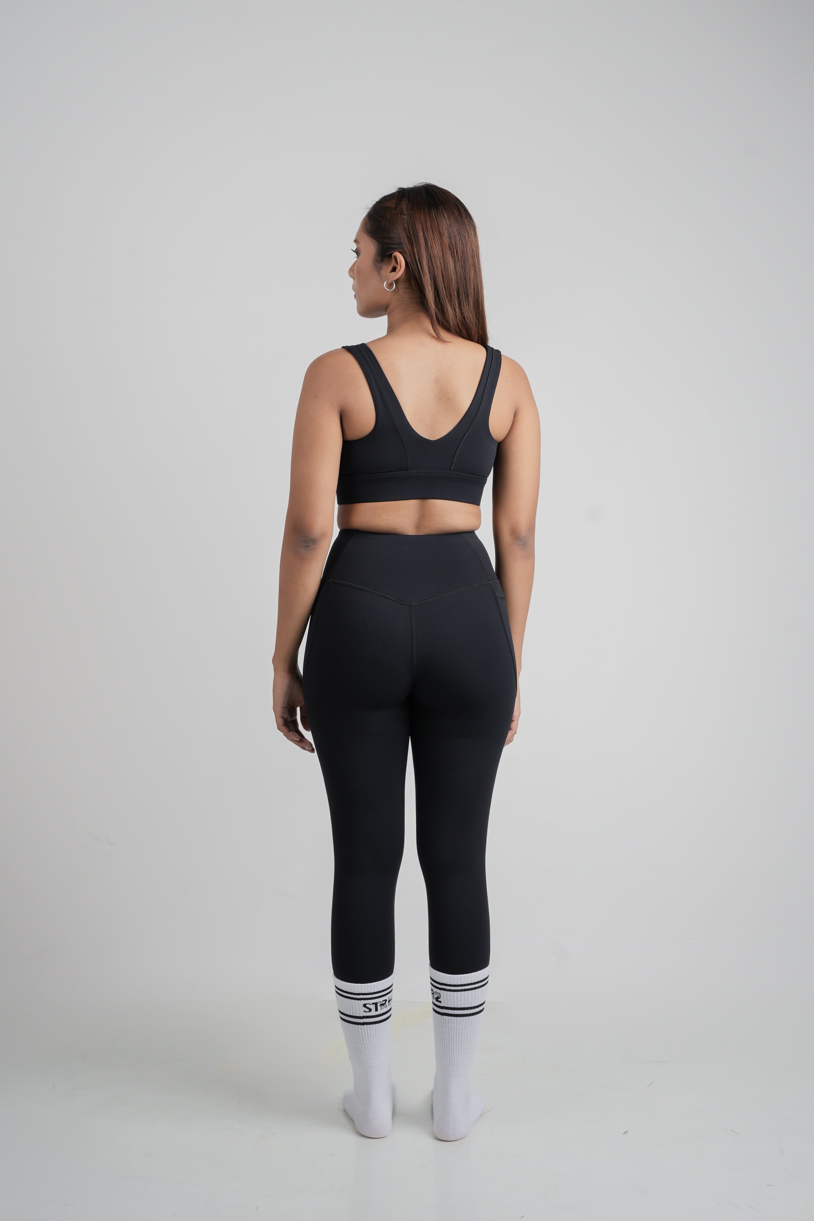 Sculpt Zip Bra