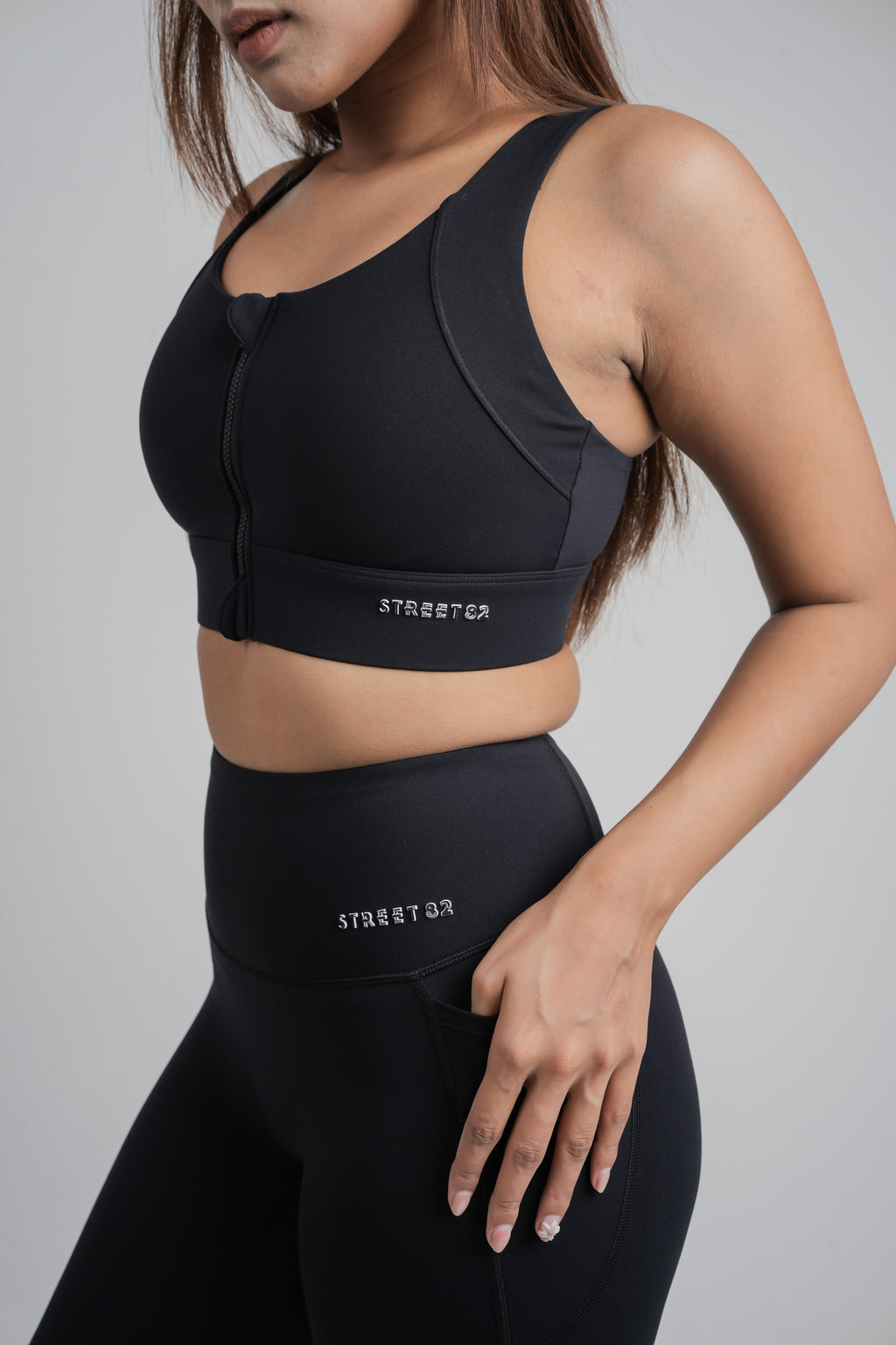 Sculpt Zip Bra