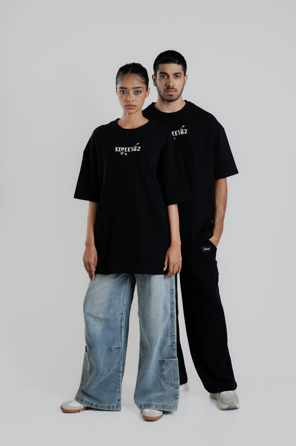 Rebel Bee Oversize Tee