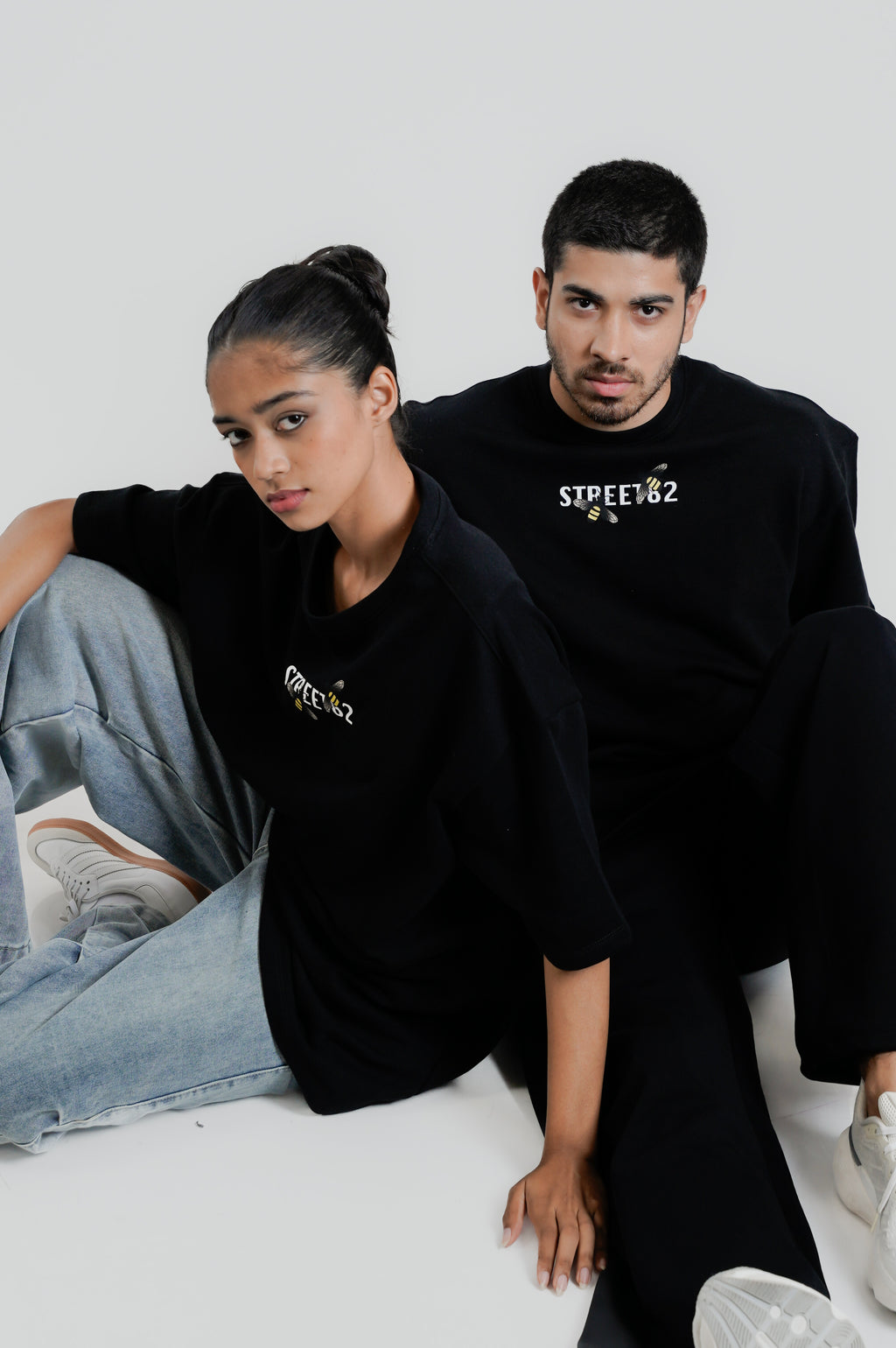 Rebel Bee Oversize Tee