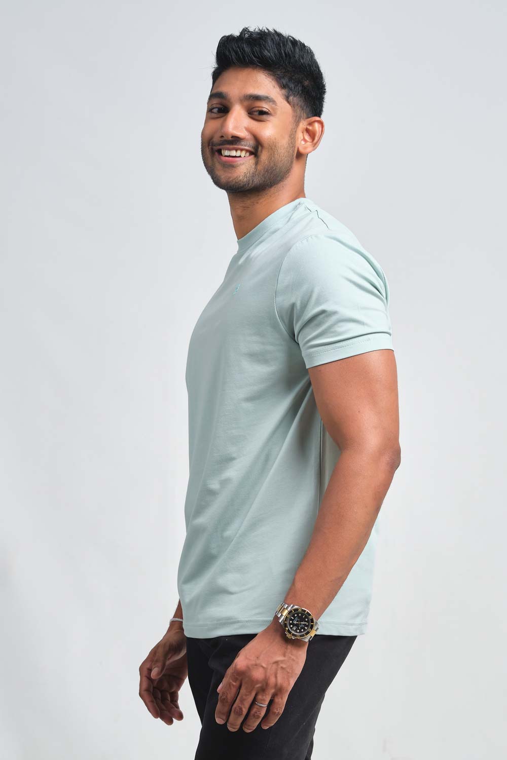 Plain Blue Haze crew neck essential t-shirt