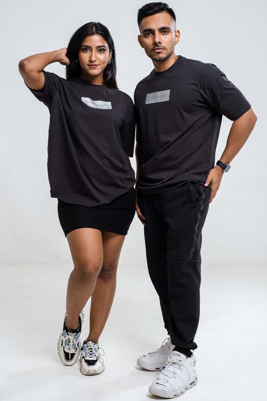 Oversize signature logo print