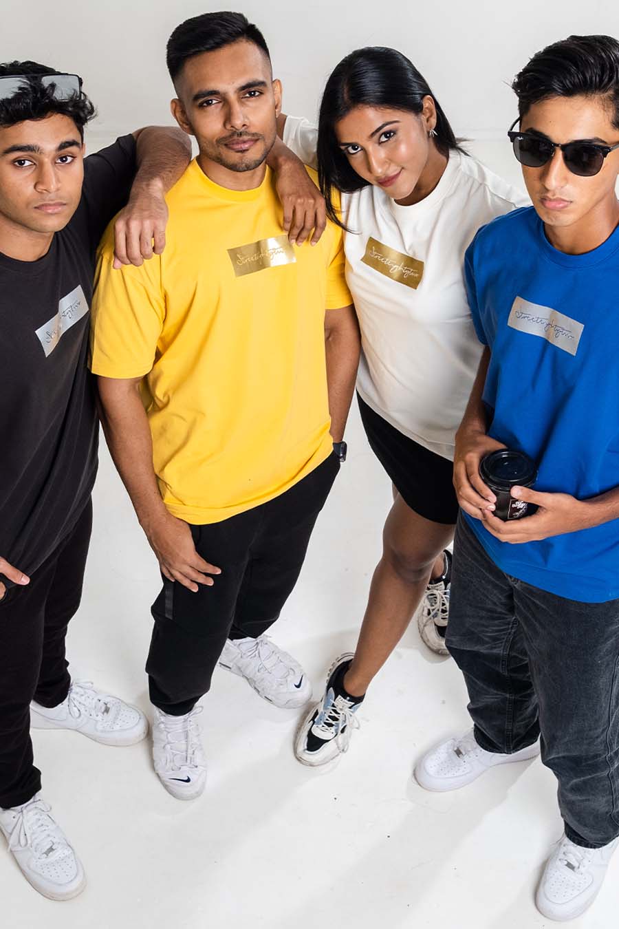 Oversize signature logo print