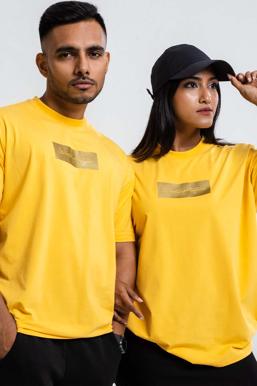 Oversize signature logo print